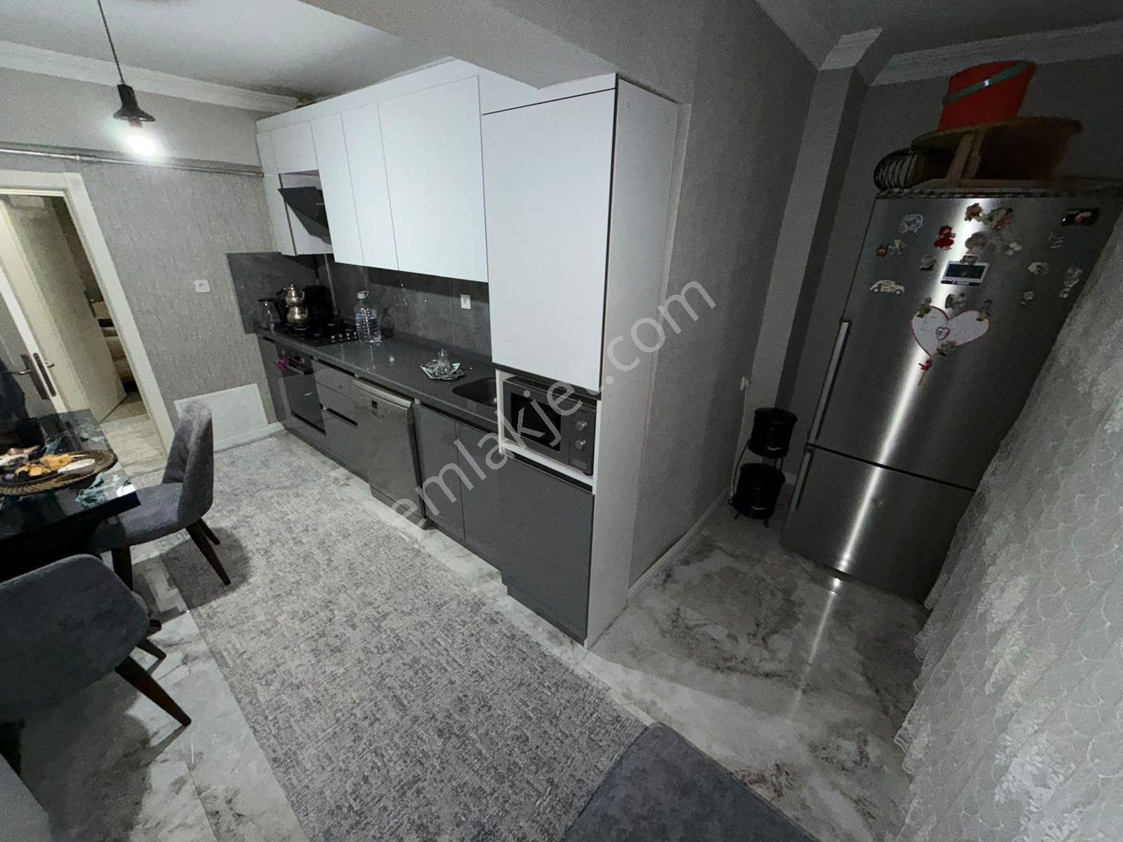 !!hayal'den Site İçerisinde Utra Lüx Yapıda Balkonlu Ankastire Seti Geniş Daire!! — fotoğraf 2