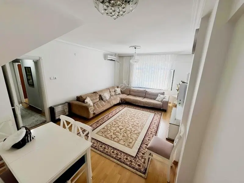 B.paşa Merkezi Konumunda Satılık Dubleks Daire — fotoğraf 2