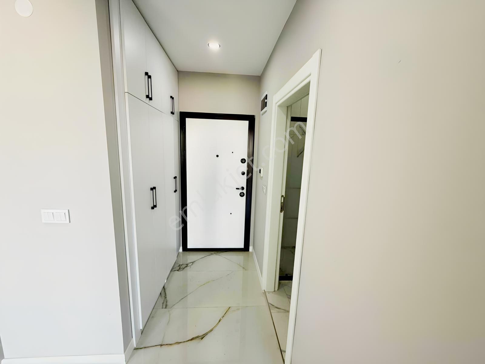 Blue'dan Yalova Merkez Bağlarbaşı Mh.'de Satılık 1+1 Daire — fotoğraf 12