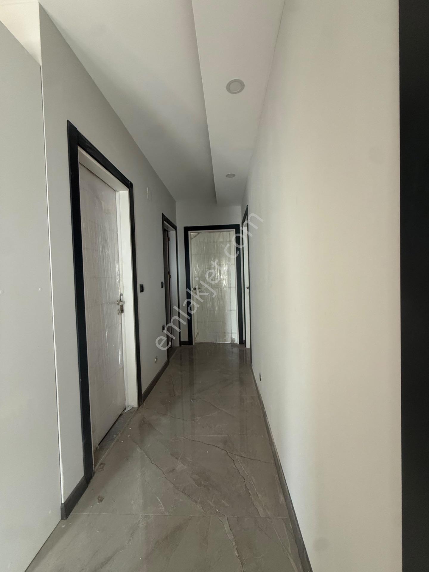Gürsel Paşa Site İçi Havuzlu Güvenlikli Kombili Kapalı Mutfak Satılık Daire — fotoğraf 20