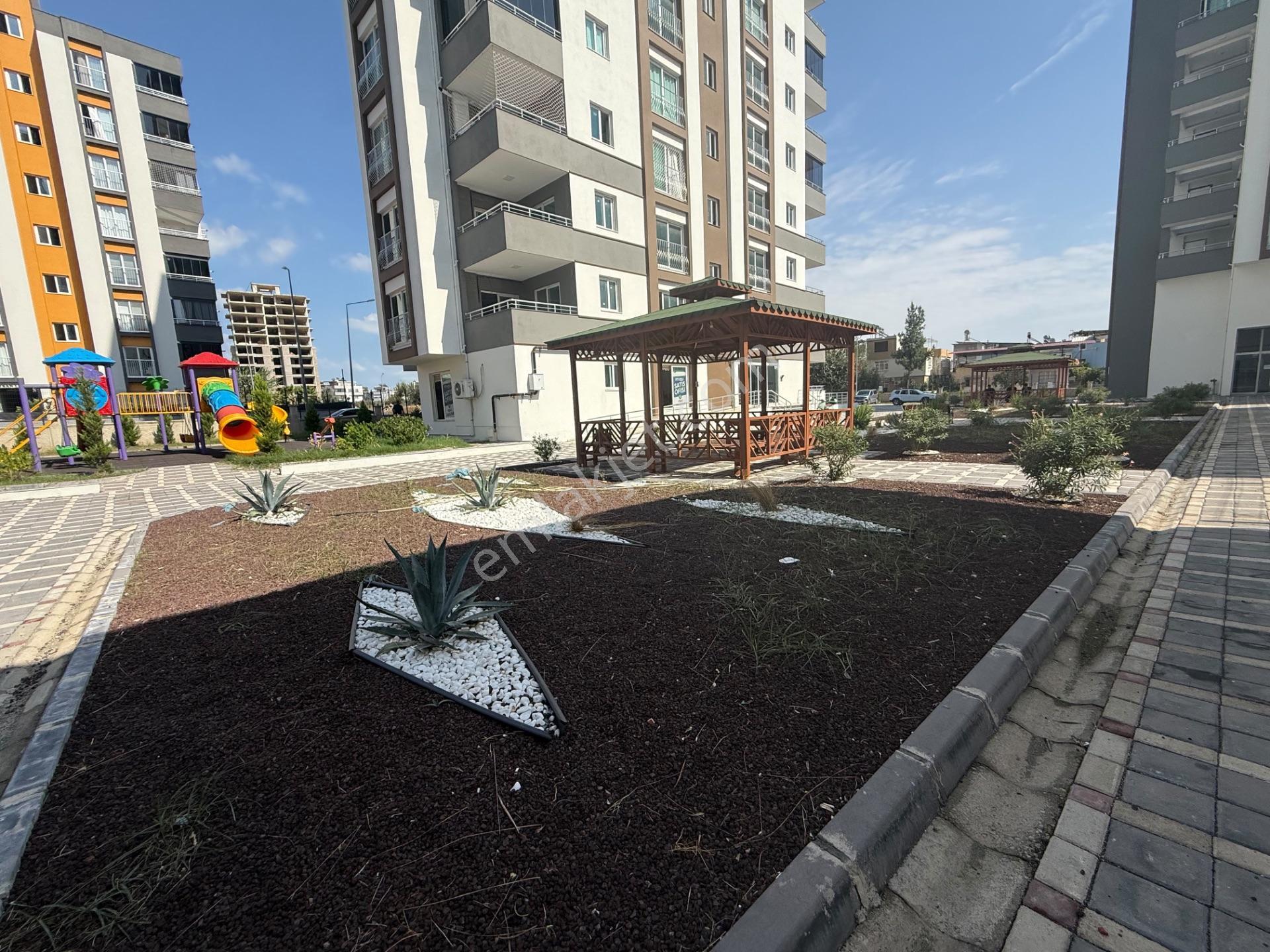 Gürsel Paşa Site İçi Havuzlu Güvenlikli Kombili Kapalı Mutfak Satılık Daire — fotoğraf 28