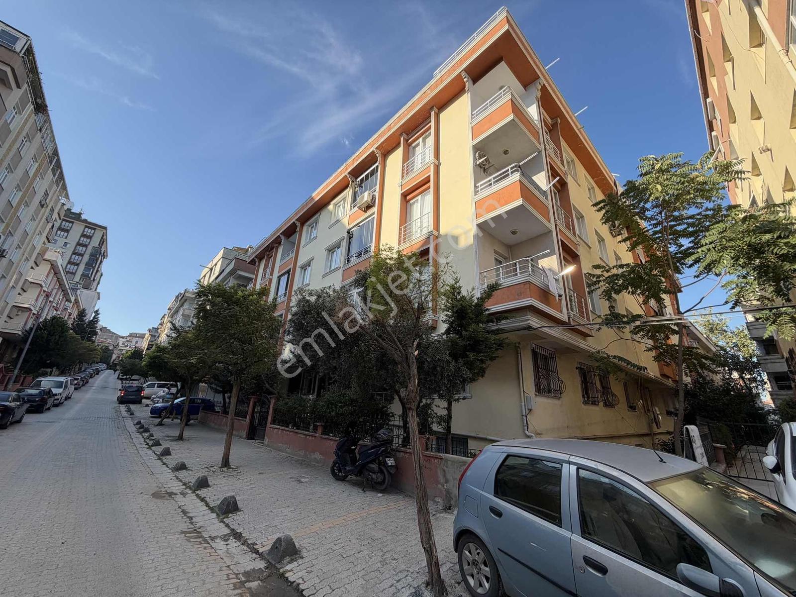 Akay Yapı'dan Marmaraya Yürüme Mesafesinde Satılık 120 M2 Daire — fotoğraf 3
