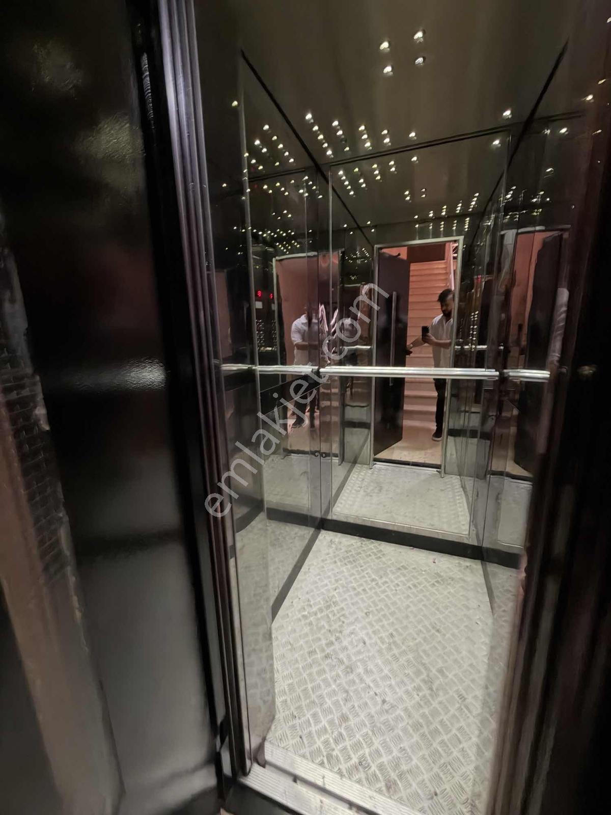 Akay Yapı'dan Marmaraya Yürüme Mesafesinde Satılık 120 M2 Daire — fotoğraf 12
