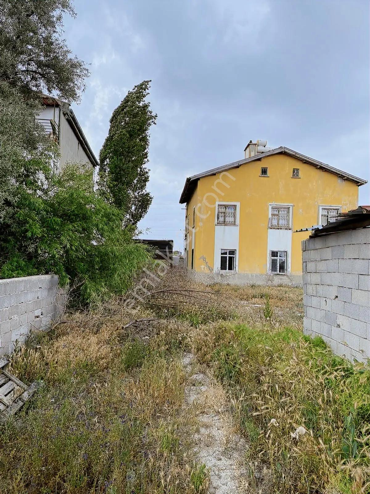 Saraçoğlunda Caddeye Cephe 703m2 Arsa İçinde Satılık Müstakil Ev — fotoğraf 5