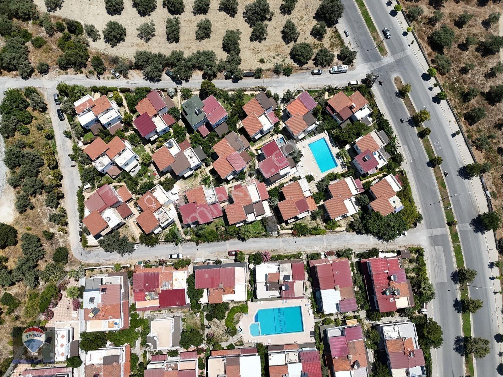 Kuşadası Kadınlar Denizine Yürüme Mesafesinde 4+1 Villa — fotoğraf 3