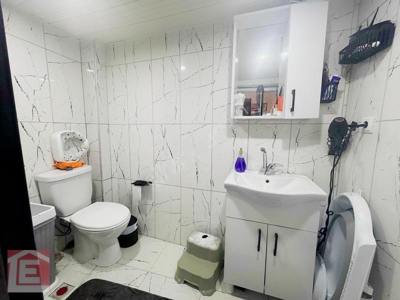 Lider'den Gürselpaşada 178m2 Arsa İçinde 3 Katlı 3 Satılık Ev — fotoğraf 7