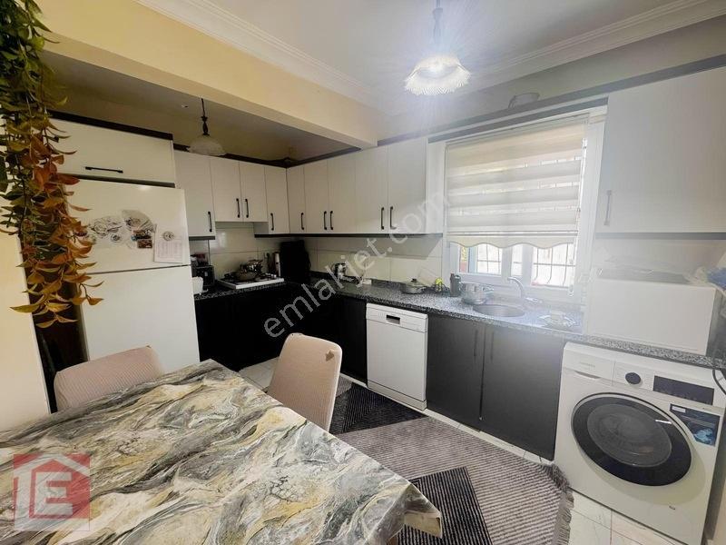 Lider'den Gürselpaşada 178m2 Arsa İçinde 3 Katlı 3 Satılık Ev — fotoğraf 9