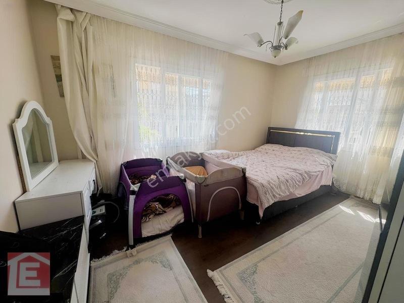 Lider'den Gürselpaşada 178m2 Arsa İçinde 3 Katlı 3 Satılık Ev — fotoğraf 13
