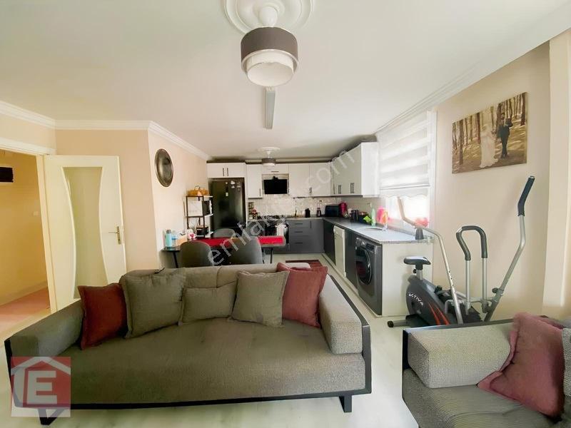 Lider'den Gürselpaşada 178m2 Arsa İçinde 3 Katlı 3 Satılık Ev — fotoğraf 23