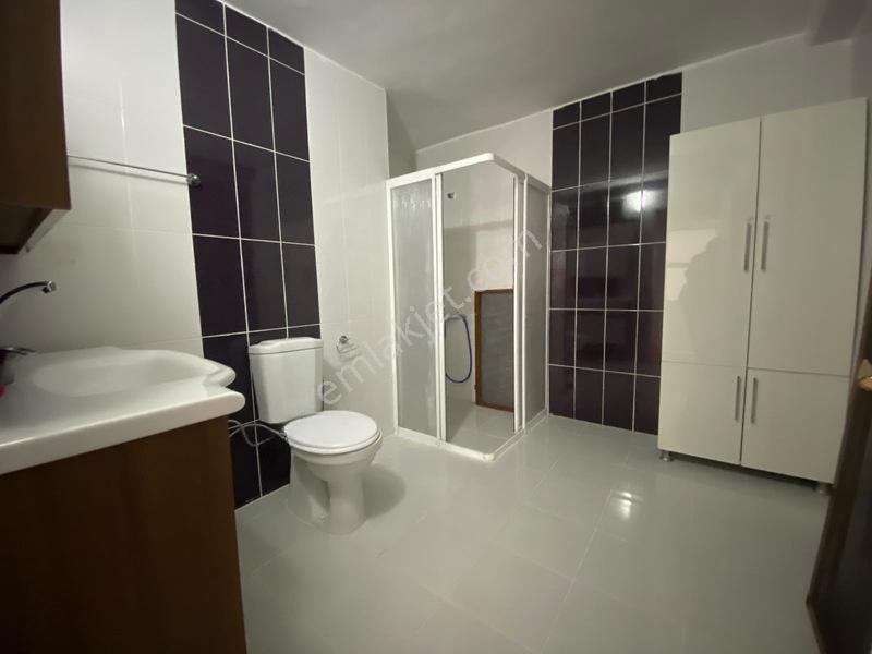Yeni Mahallede Satılık 3+1 Geniş Daire — fotoğraf 24