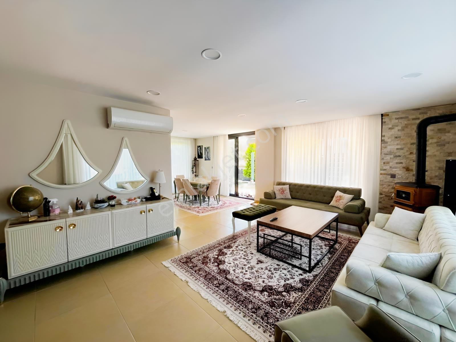 Döşemealtı Yeniköy'de 4+1 240m² Satılık Villa — fotoğraf 10