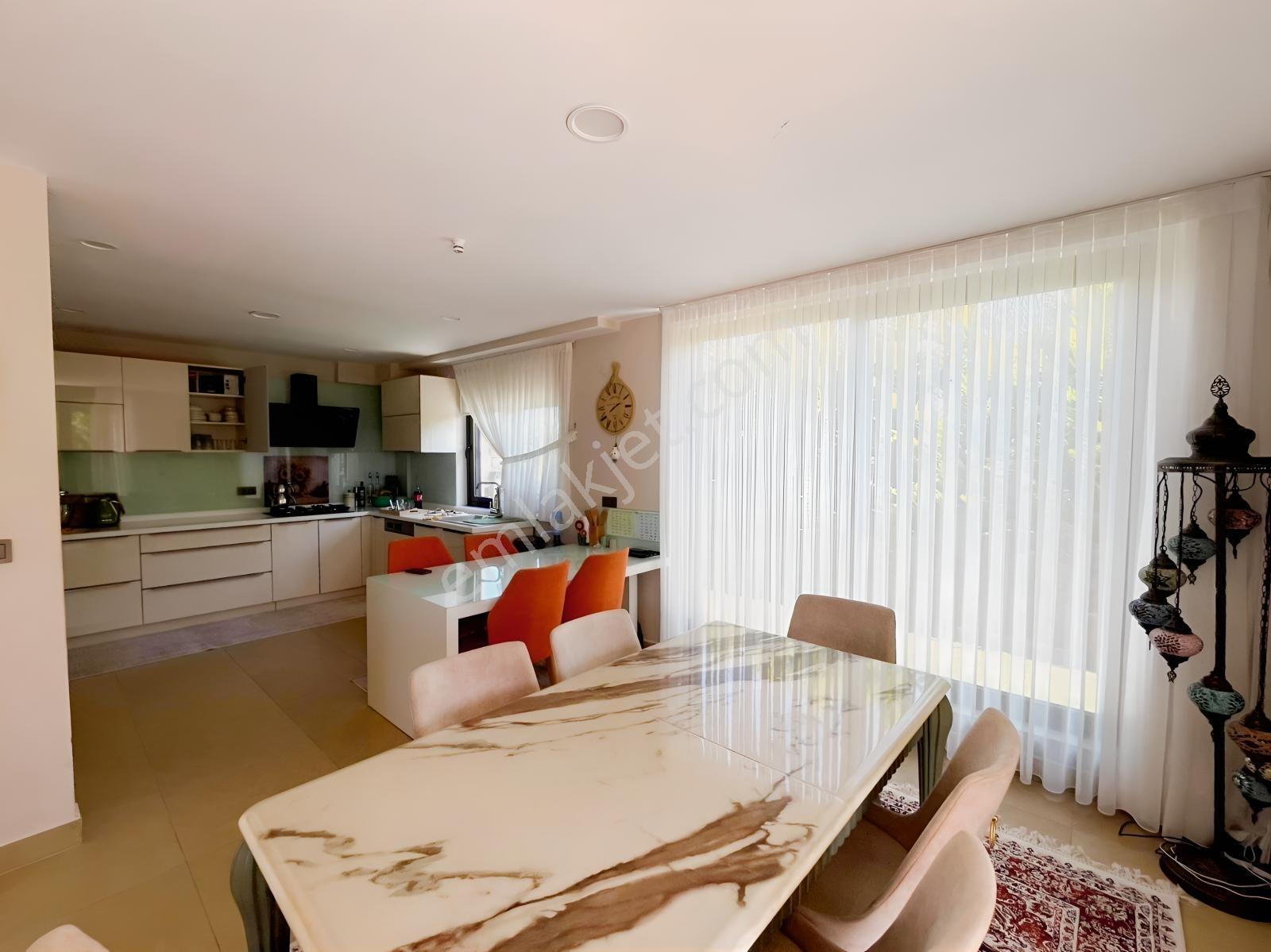 Döşemealtı Yeniköy'de 4+1 240m² Satılık Villa — fotoğraf 13