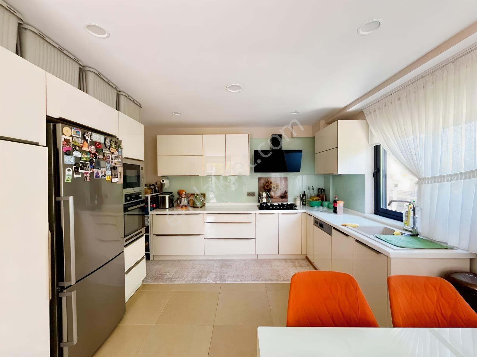 Döşemealtı Yeniköy'de 4+1 240m² Satılık Villa — fotoğraf 15
