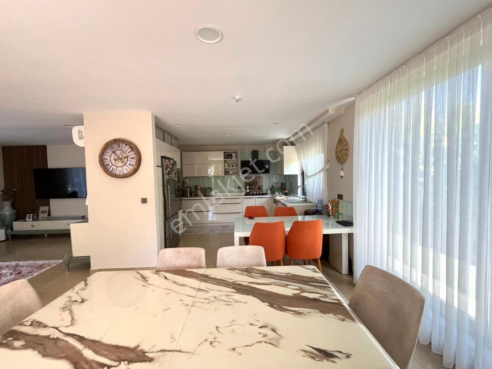 Döşemealtı Yeniköy'de 4+1 240m² Satılık Villa — fotoğraf 19