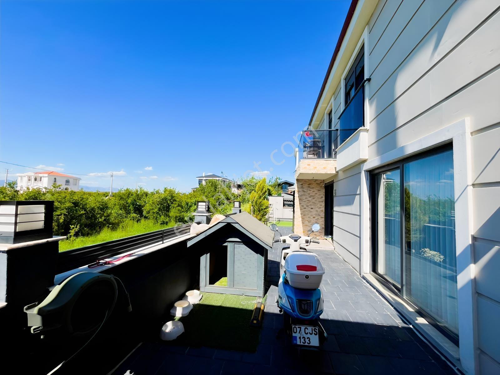 Döşemealtı Yeniköy'de 4+1 240m² Satılık Villa — fotoğraf 44