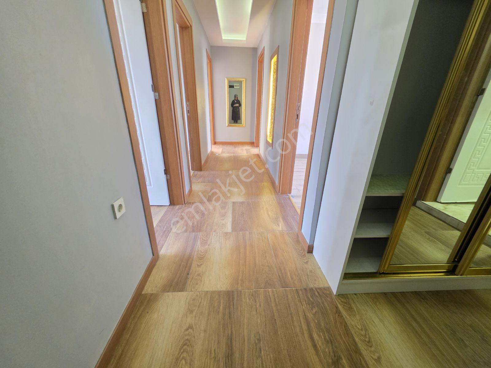 Çobançeşme Mah.ecevit Bulvarı Civarı 3+1 6 Yaşında İskanlı Daire — fotoğraf 17
