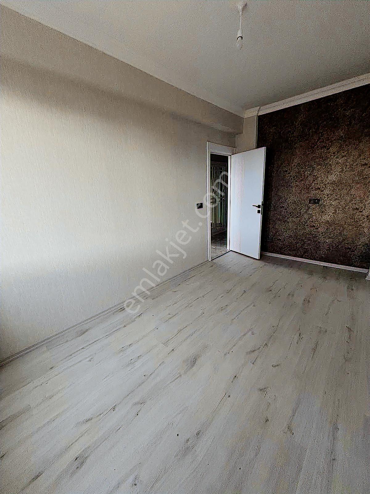 Alakova'da Satılık 2+1 Daire Eminevim Vb. Kuruluşlara Uygundur — fotoğraf 9