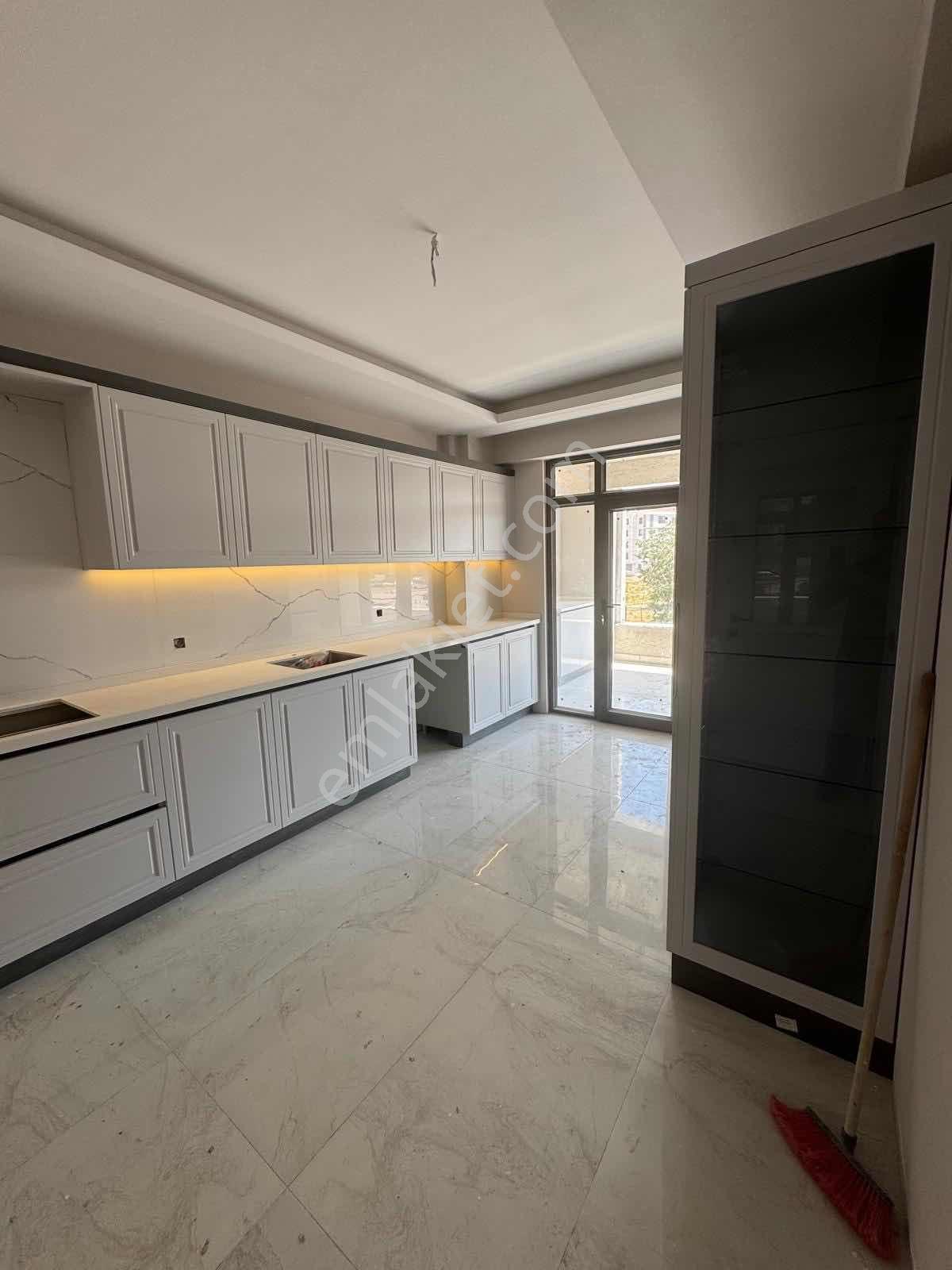 Cengizler Gayrimenkul 'den Satılık 3+1 Arakat Daire — fotoğraf 5