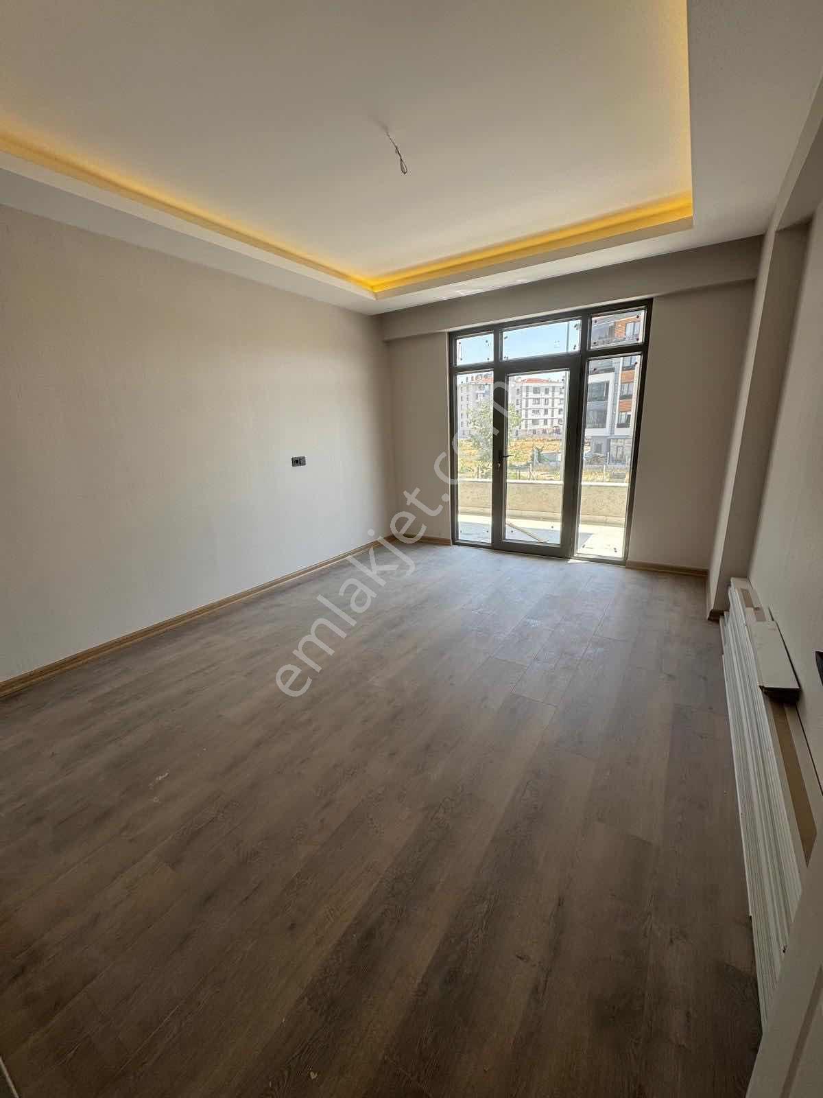 Cengizler Gayrimenkul 'den Satılık 3+1 Arakat Daire — fotoğraf 6