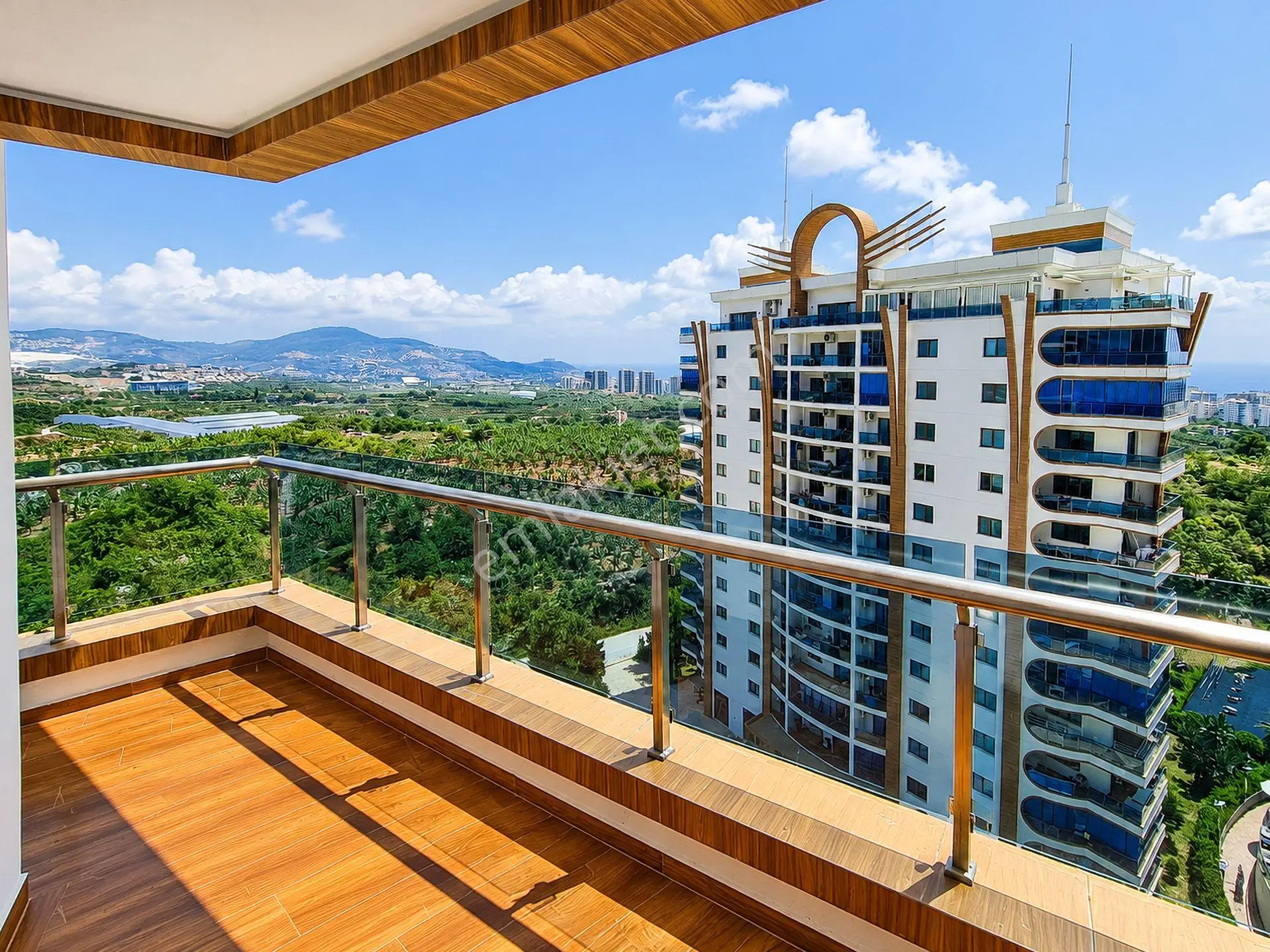 Azura Park'ta Panoramik Manzaralı Lüks 3+1 Daire — fotoğraf 24
