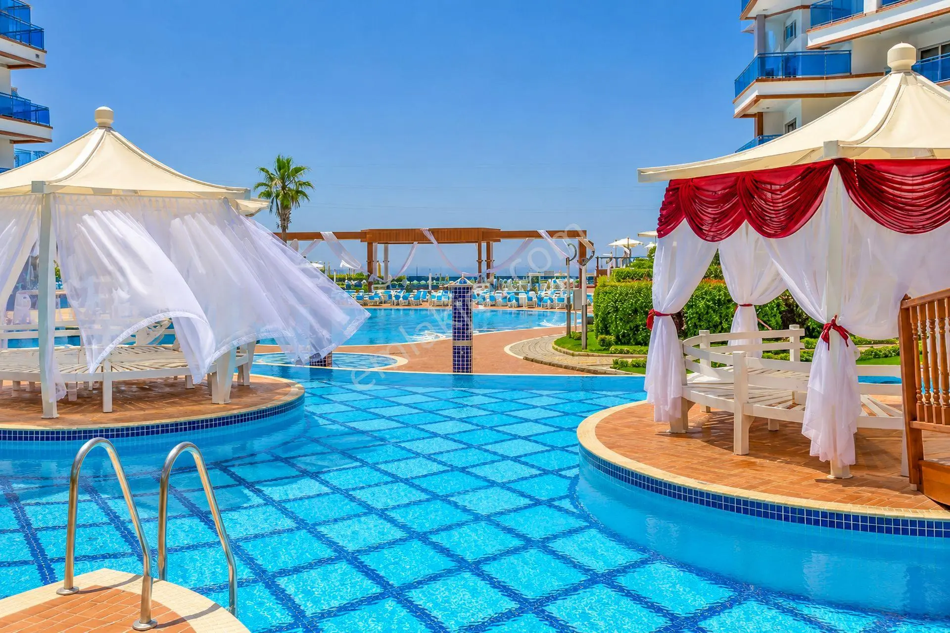 Azura Park'ta Panoramik Manzaralı Lüks 3+1 Daire — fotoğraf 29