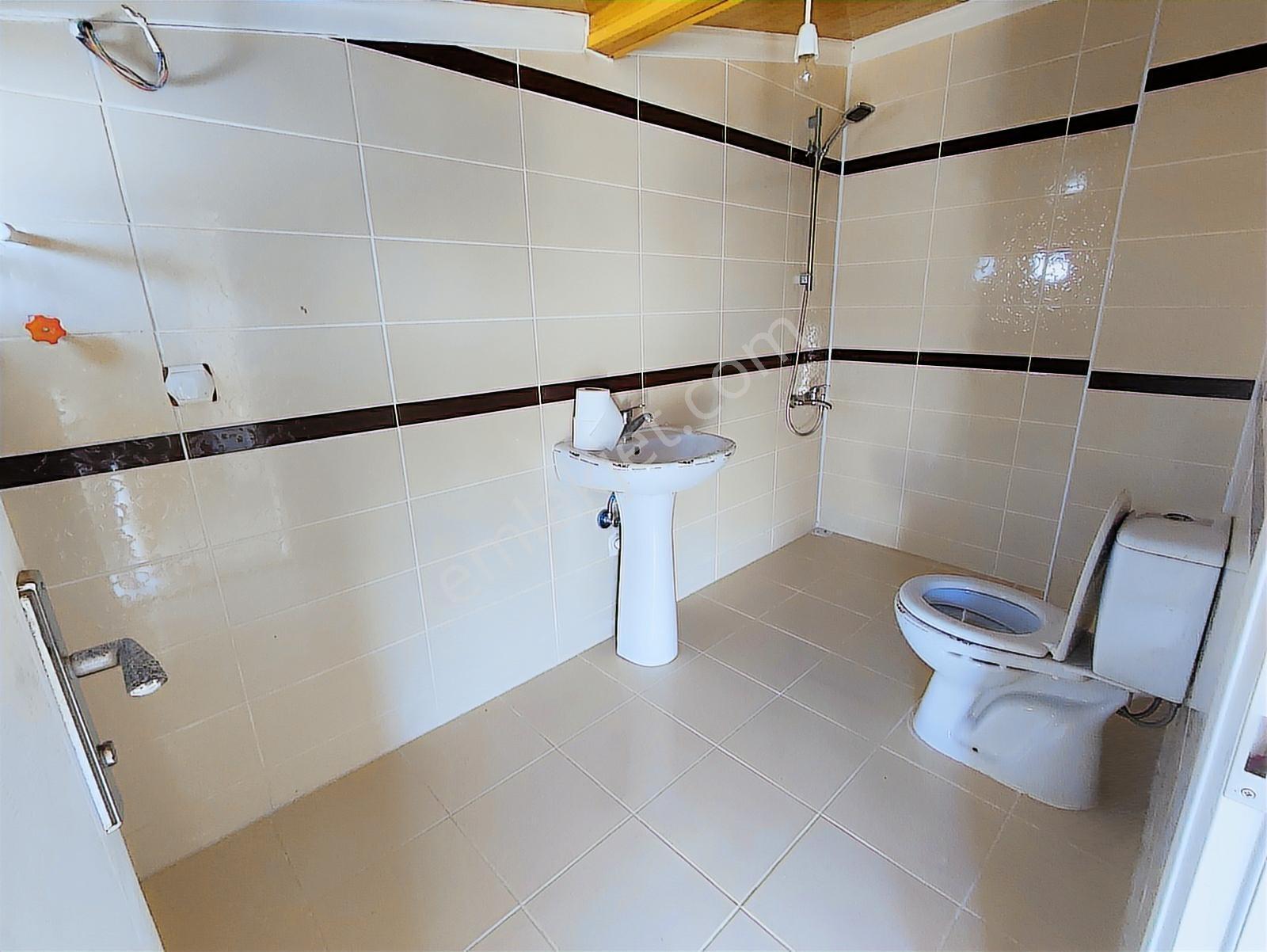 Nuhoğlu'ndan Satılık Denize 150 Metre Müstakil ,4+1 Triplex — fotoğraf 6