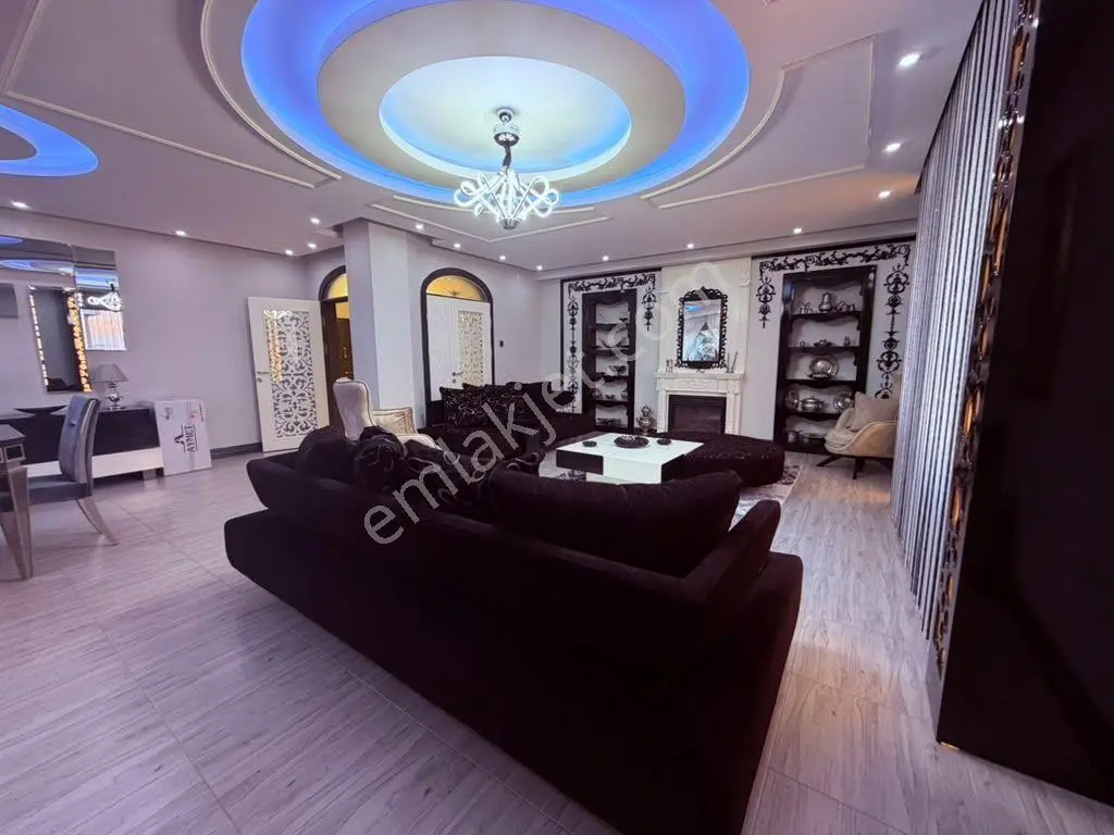 Ay Işığı Gayrimenkul'den 24 Ağustos Bulvarı Cadde Üzeri Villa Tadında Satılık 4+1 Daire — fotoğraf 12