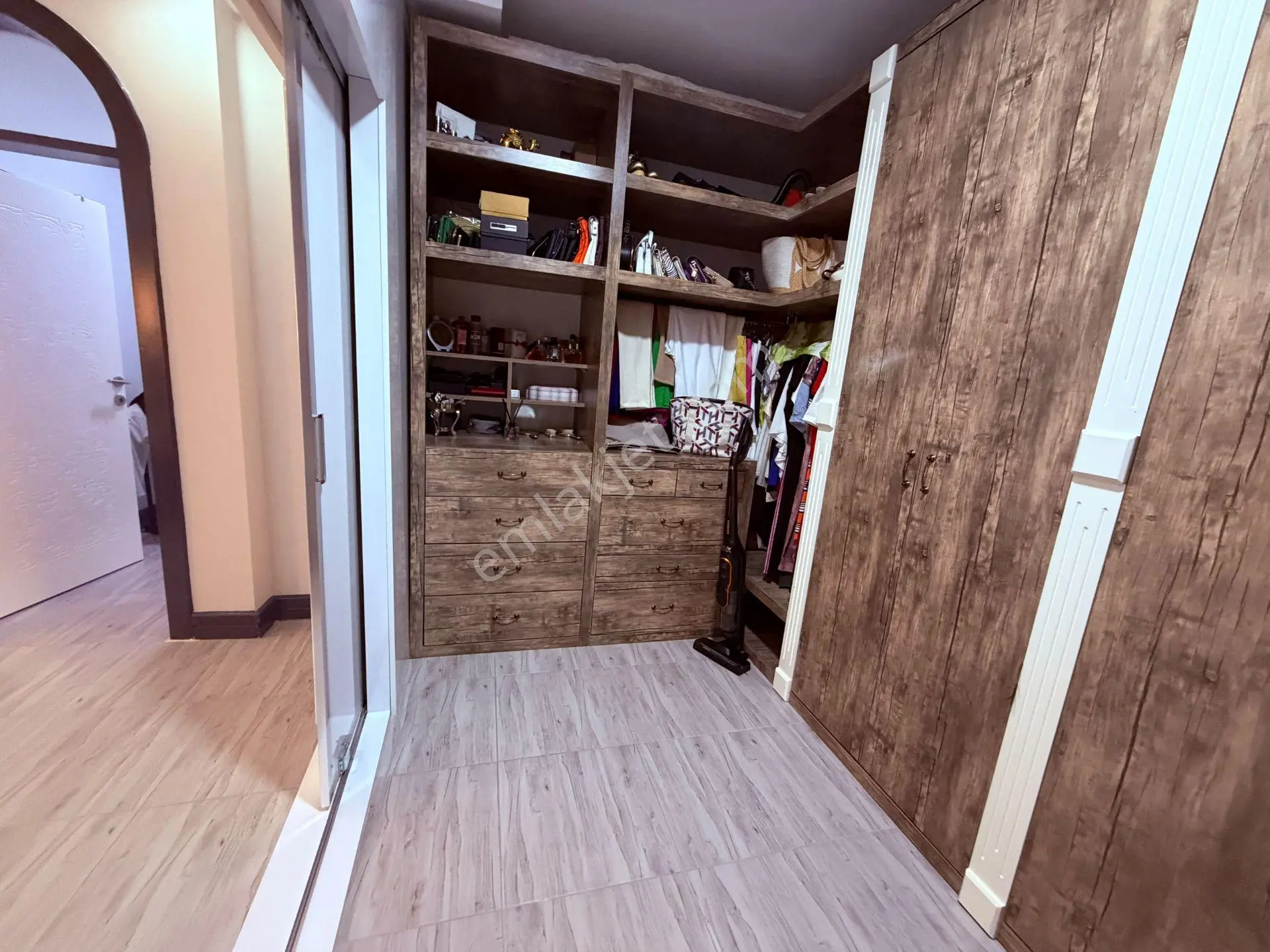 Ay Işığı Gayrimenkul'den 24 Ağustos Bulvarı Cadde Üzeri Villa Tadında Satılık 4+1 Daire — fotoğraf 20