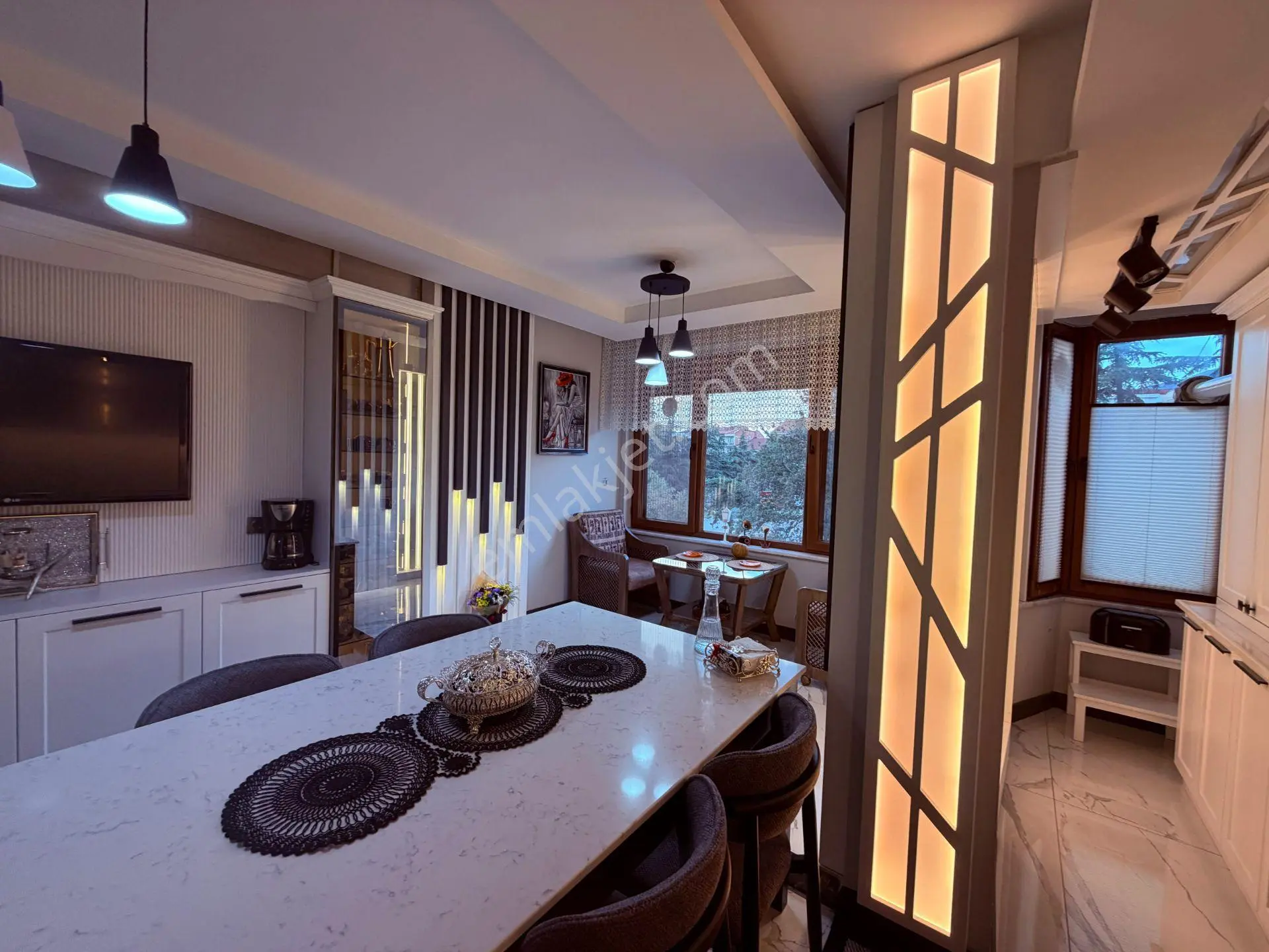 Ay Işığı Gayrimenkul'den 24 Ağustos Bulvarı Cadde Üzeri Villa Tadında Satılık 4+1 Daire — fotoğraf 25