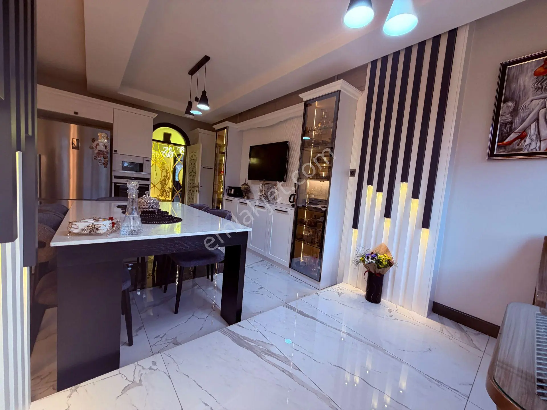 Ay Işığı Gayrimenkul'den 24 Ağustos Bulvarı Cadde Üzeri Villa Tadında Satılık 4+1 Daire — fotoğraf 28