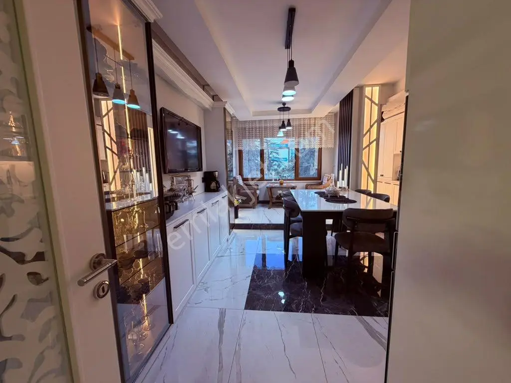 Ay Işığı Gayrimenkul'den 24 Ağustos Bulvarı Cadde Üzeri Villa Tadında Satılık 4+1 Daire — fotoğraf 30