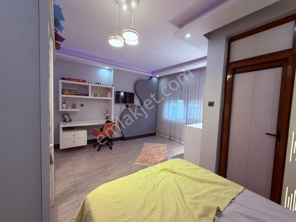 Ay Işığı Gayrimenkul'den 24 Ağustos Bulvarı Cadde Üzeri Villa Tadında Satılık 4+1 Daire — fotoğraf 31