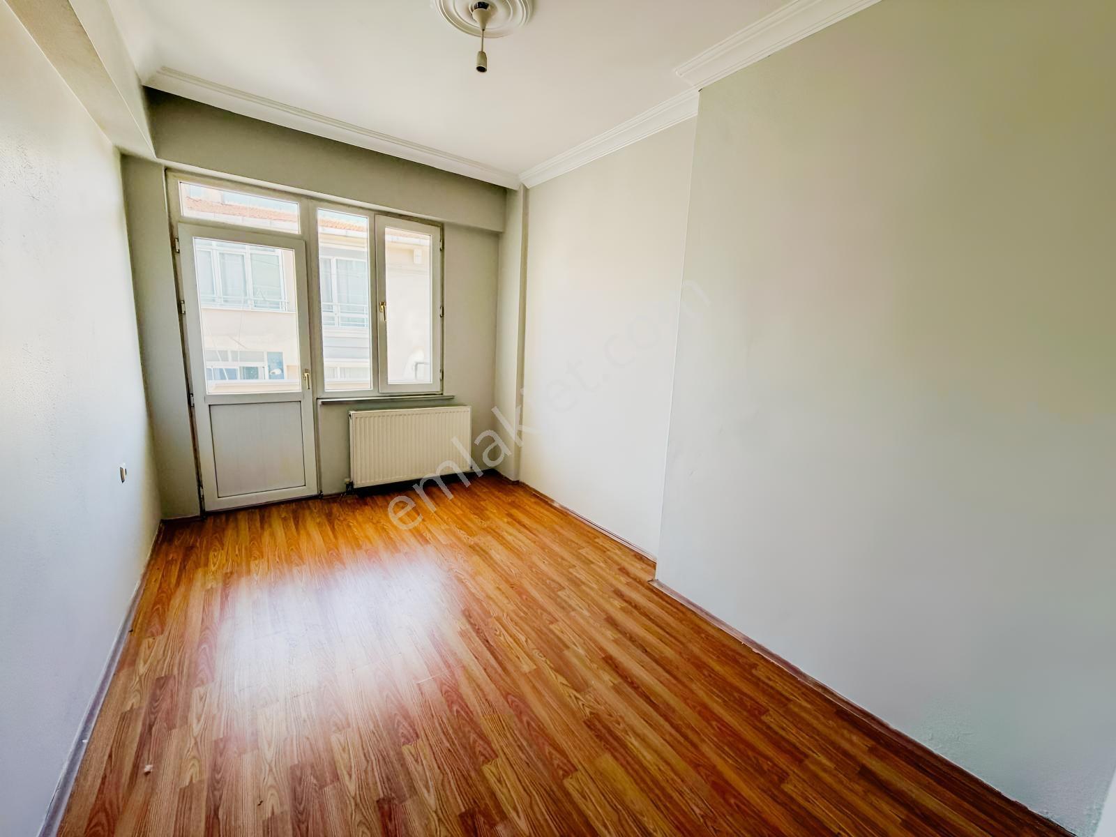 Edirne Kıyık Ana Cadde Üzerinde Satılık 2+1 Daire — fotoğraf 4