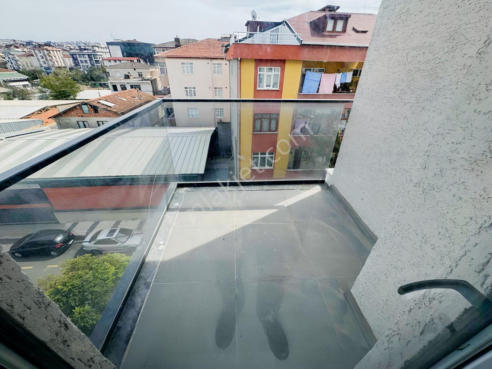 Sancaktepe De Atatürk Caddesine Cephe Kapalı Otopark Olan Daire — fotoğraf 24