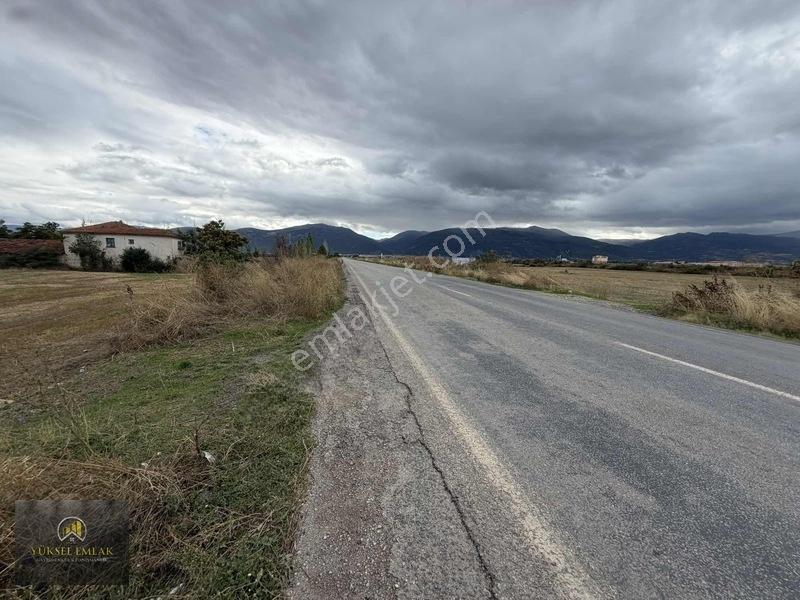 Yüksel Emlaktan Satılık Tarla Akşehir Yunak Yolunda Yunak Cad. — fotoğraf 5