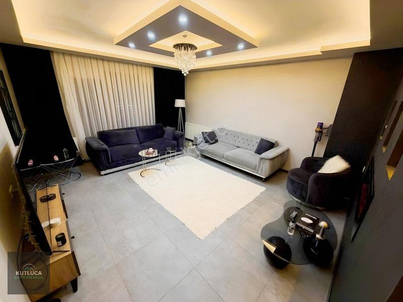 3+1 Cadde Üzerinde Asansörlü Full Yapılı Bağımsız Fırsat Dairesi — fotoğraf 2