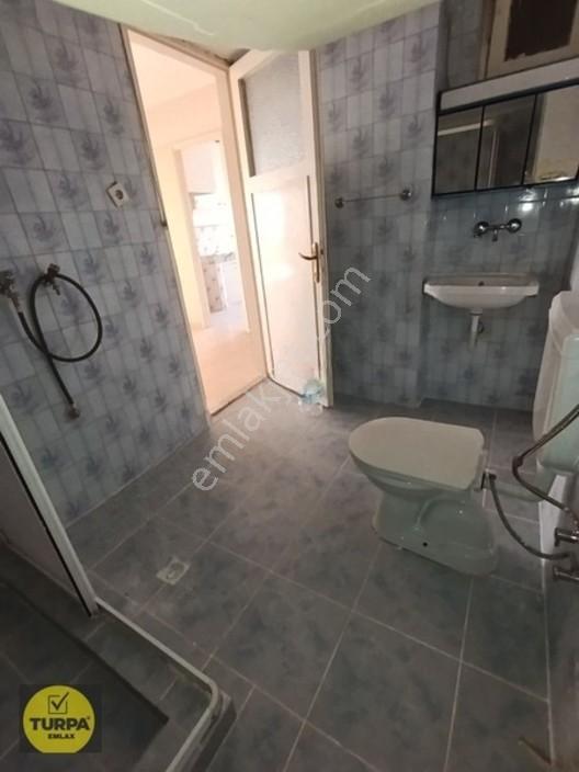 Şirinyer Menderes Cad. Arakat Ayrı Mutfak 3+1 — fotoğraf 9