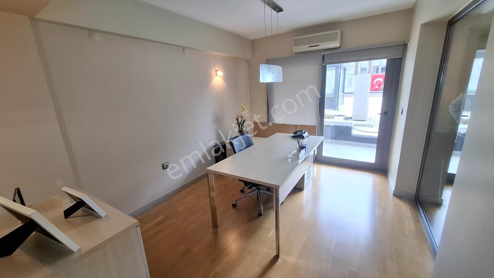 İzmir Alsancak Deniz Manzaralı Prestijli Konumda Satılık — fotoğraf 21