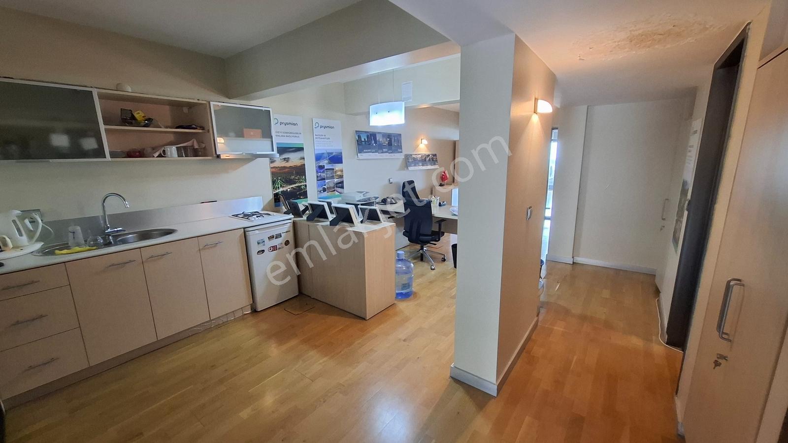 İzmir Alsancak Deniz Manzaralı Prestijli Konumda Satılık — fotoğraf 22