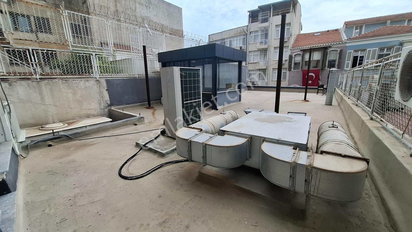 İzmir Alsancak Deniz Manzaralı Prestijli Konumda Satılık — fotoğraf 30