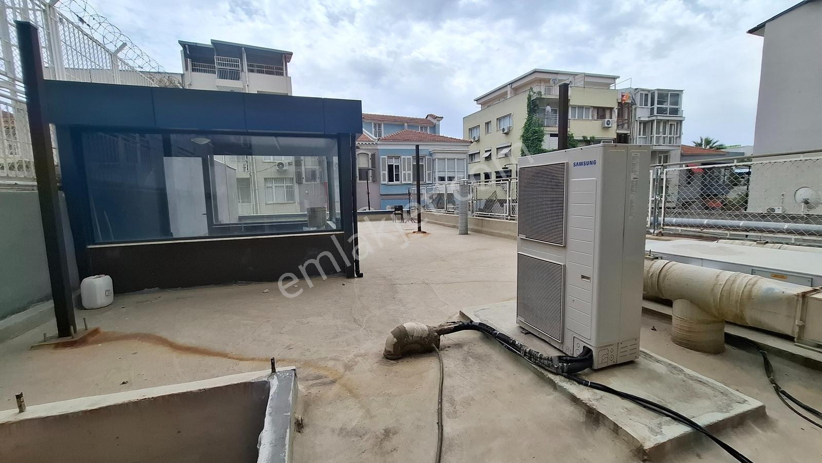 İzmir Alsancak Deniz Manzaralı Prestijli Konumda Satılık — fotoğraf 31