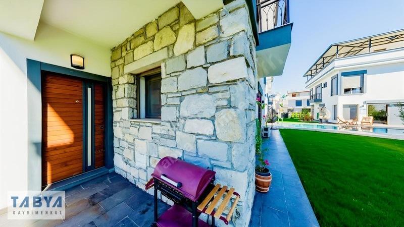 Seferihisar Sığacık'da Tam Müstakil Satılık Villa — fotoğraf 10
