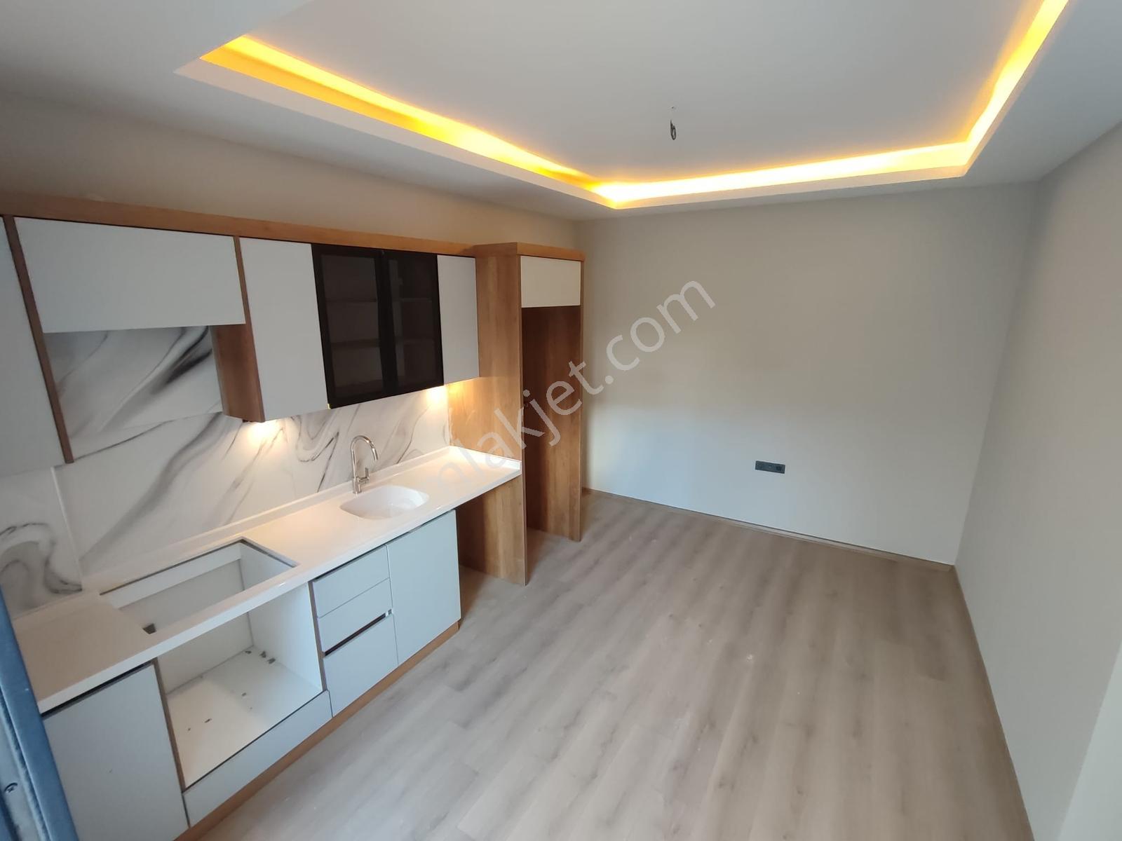 Doradan Edremit Merkezde Satılık Sıfır Geniş Balkonlu 1+1 Daire — fotoğraf 4