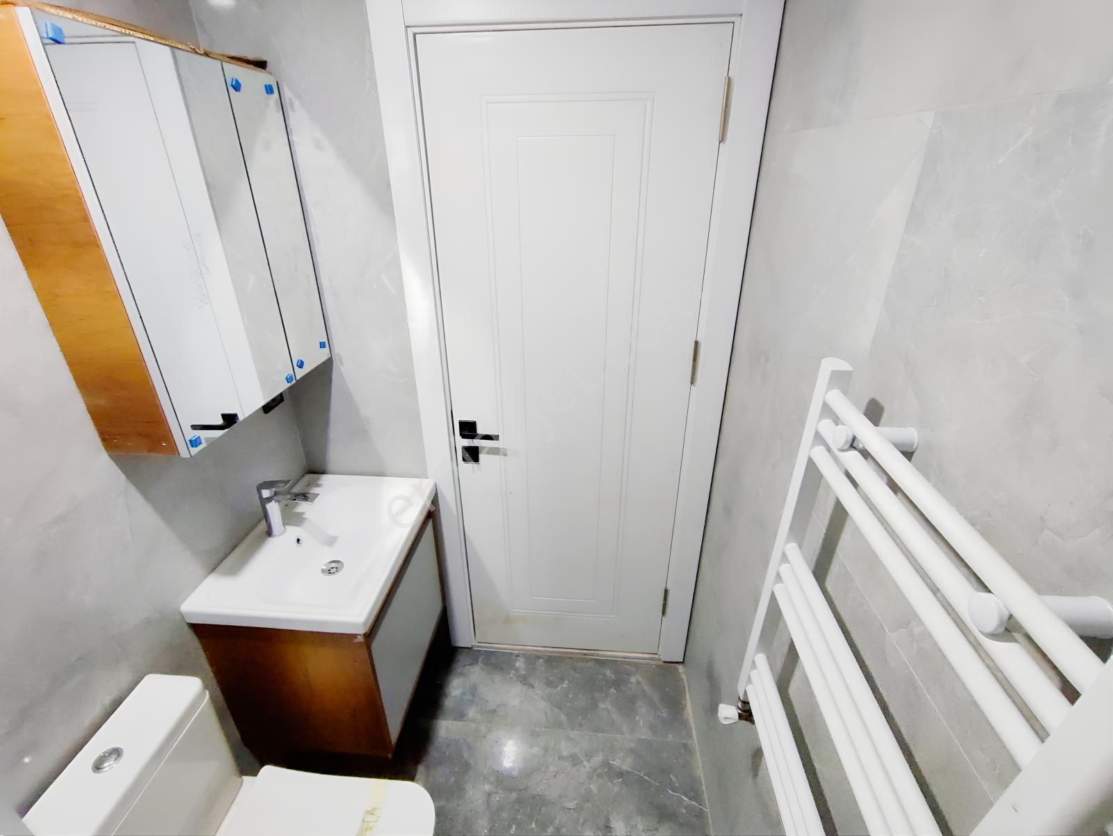 Doradan Edremit Merkezde Satılık Sıfır Geniş Balkonlu 1+1 Daire — fotoğraf 14