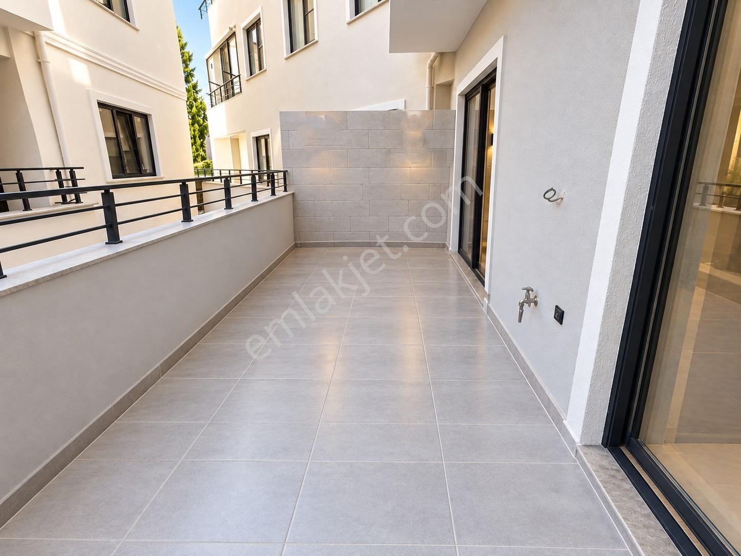 Doradan Edremit Merkezde Satılık Sıfır Geniş Balkonlu 1+1 Daire — fotoğraf 24