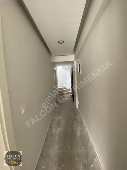 Falcon Dan Taşyaka Da Fırsat 3+1 — fotoğraf 19