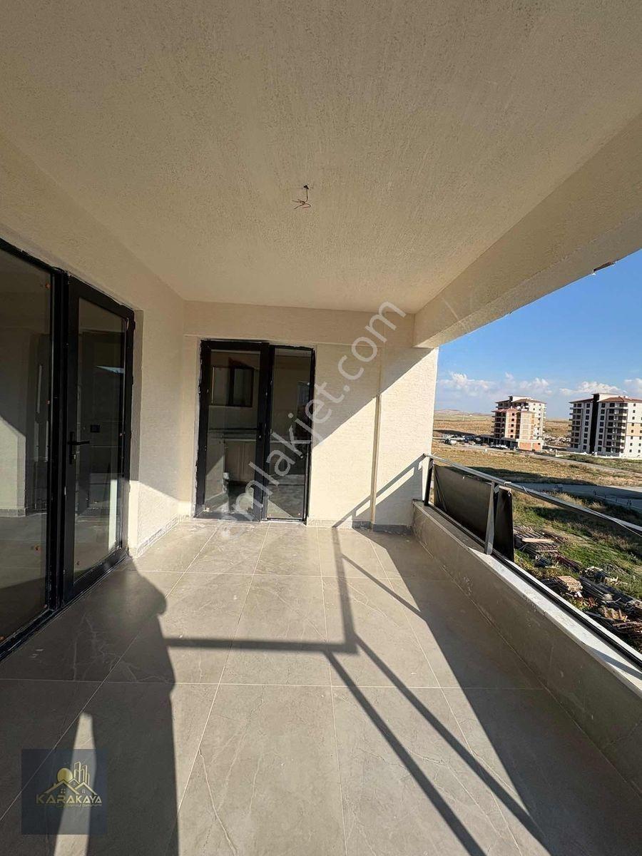 Karakaya'dan Şentepe Sol'da Satılık Ara Kat Sıfır Daire — fotoğraf 20