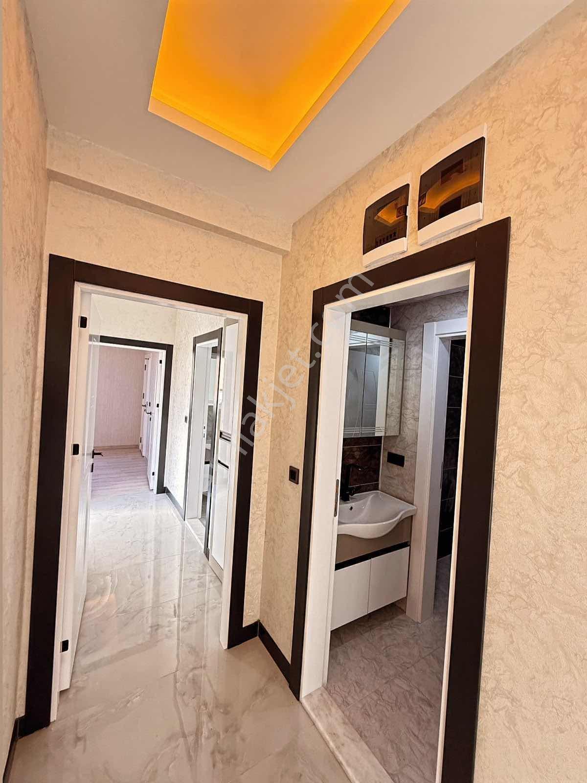 Cengizler'den Menzil Caddesin'de Satılık 3+1 Arakat Daire — fotoğraf 28