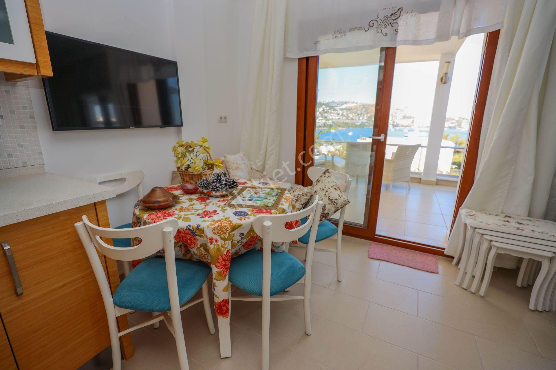 Bodrum Gündoğan Merkezde Deniz Manzaralı Yenilenmiş 4+2 Tripleks — fotoğraf 8