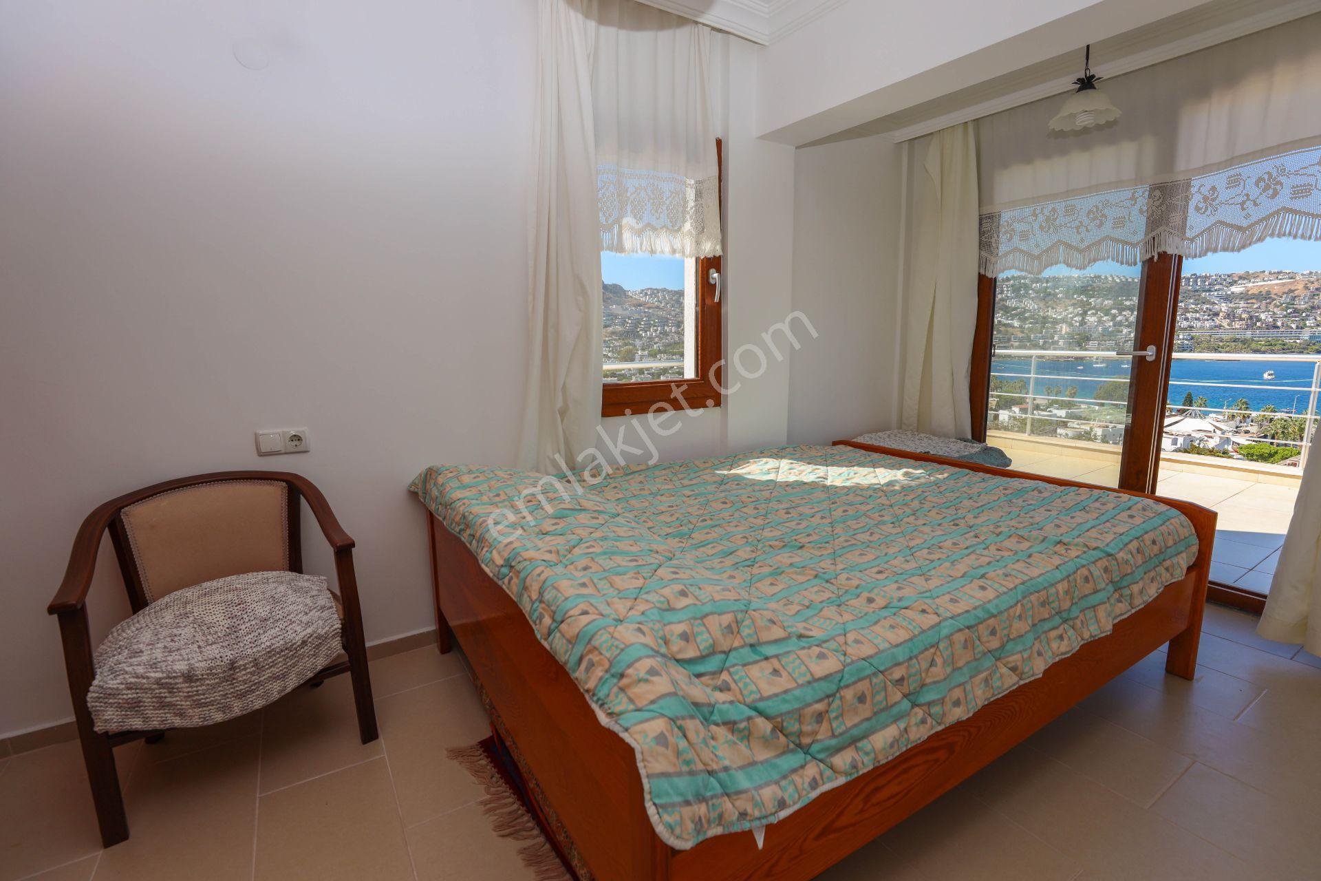 Bodrum Gündoğan Merkezde Deniz Manzaralı Yenilenmiş 4+2 Tripleks — fotoğraf 29